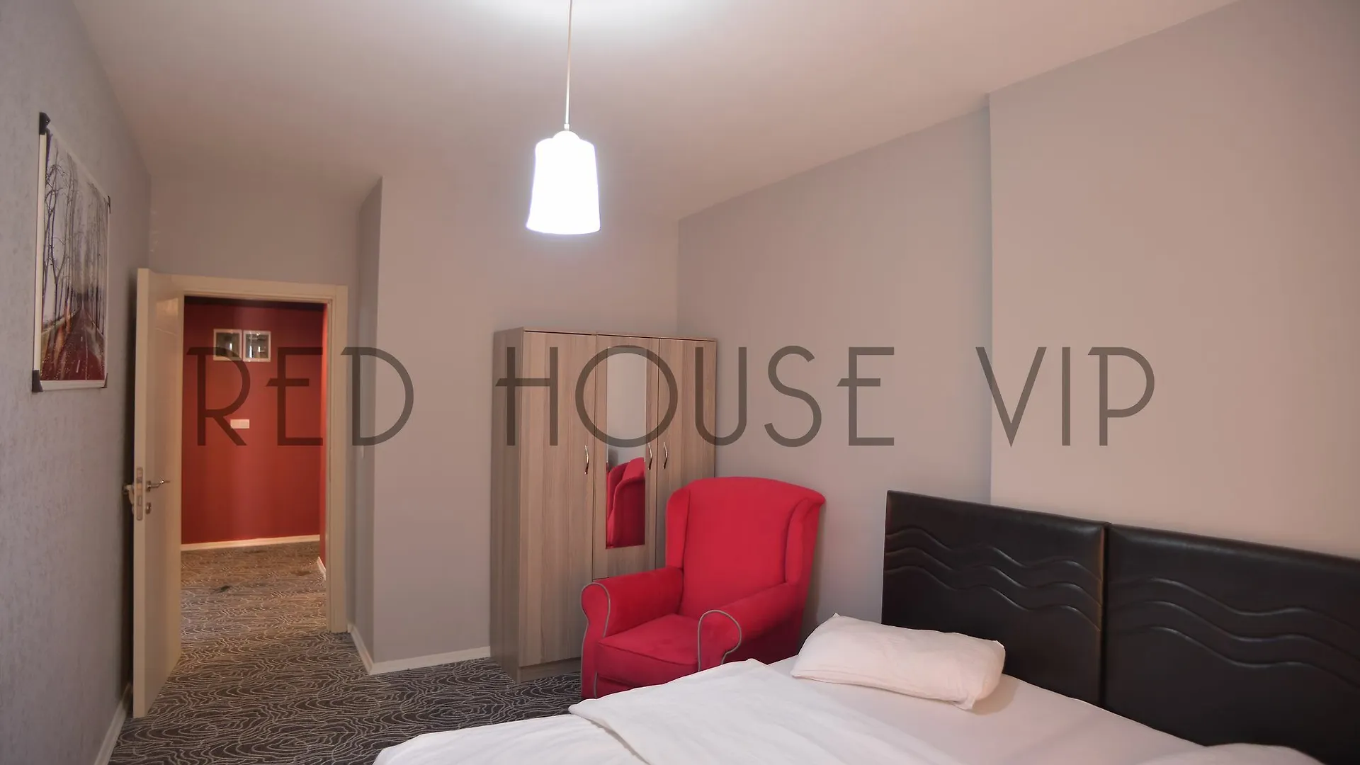 Red House Apartment Istanbul
