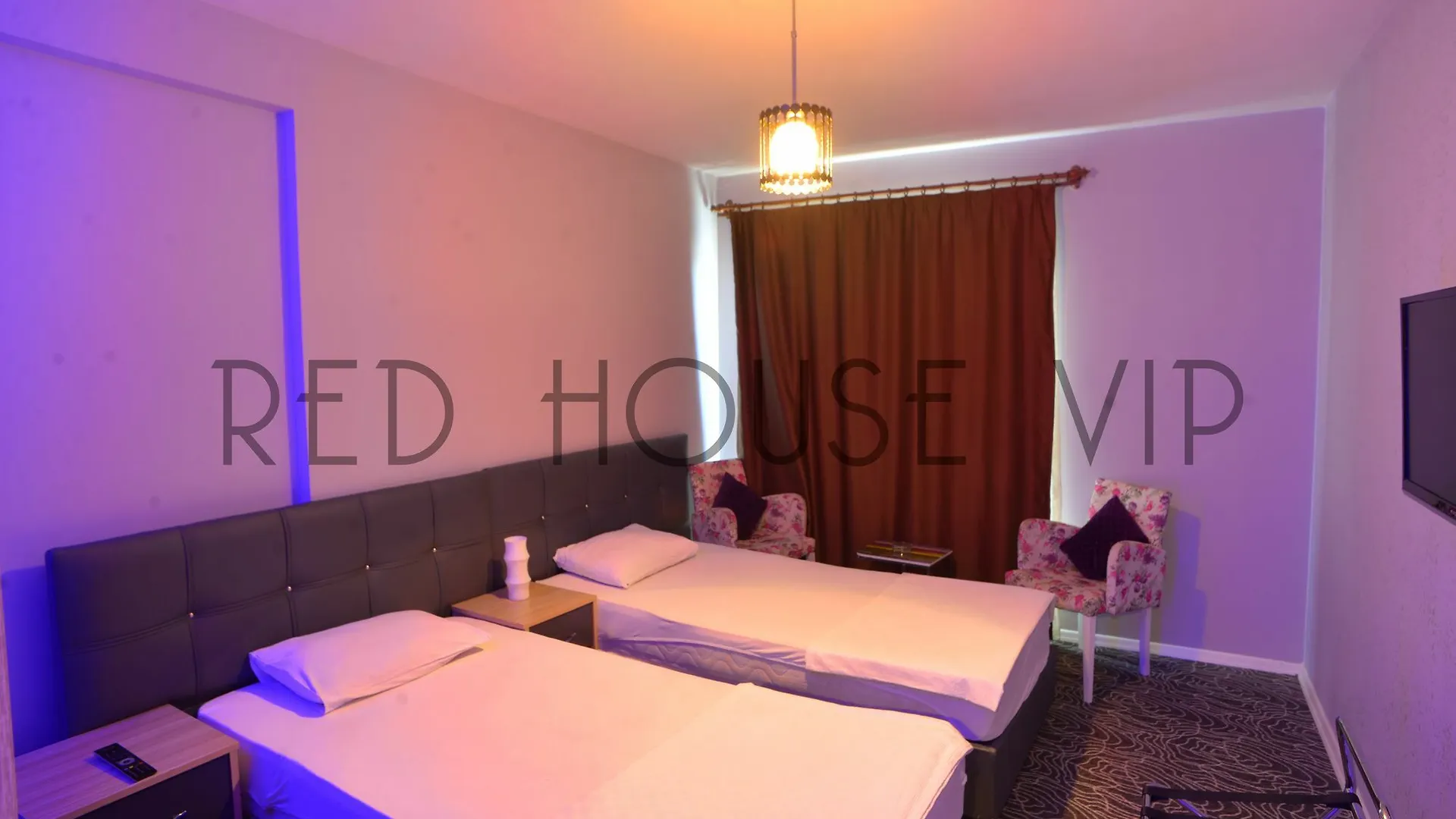 Red House Apartment Istanbul